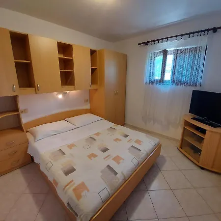 Elizabeta * Draga Bašćanska